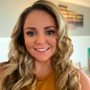 Meet your Posher, Kristin